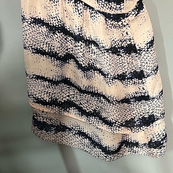 Parker Pleated Tie-Dye Reptile Print Layered Flare Bell Sleeve Tiered Mini Dress - Picture 5 of 7